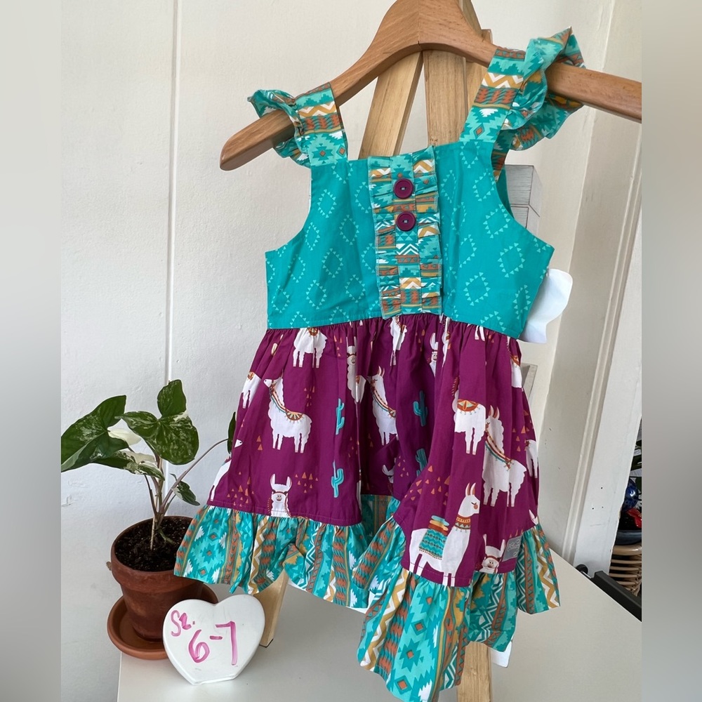 Eleanor Rose llama top